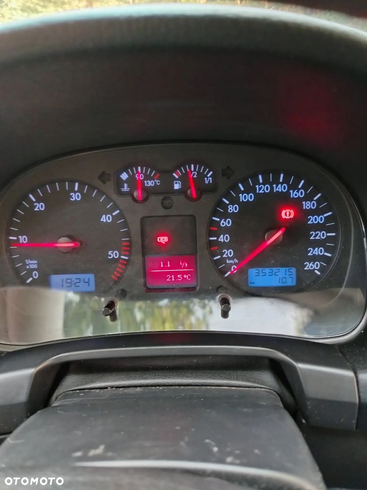 Volkswagen Golf - 12
