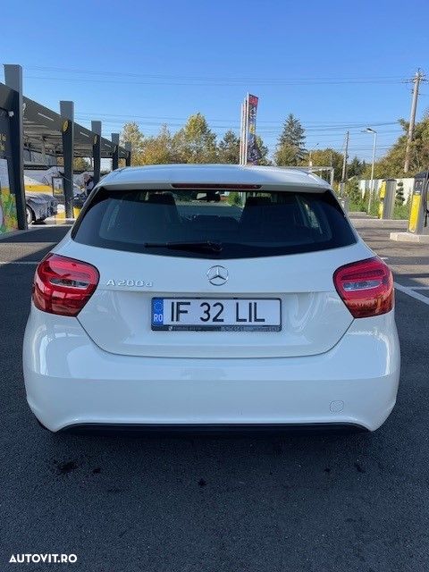 Mercedes-Benz A 200 - 5