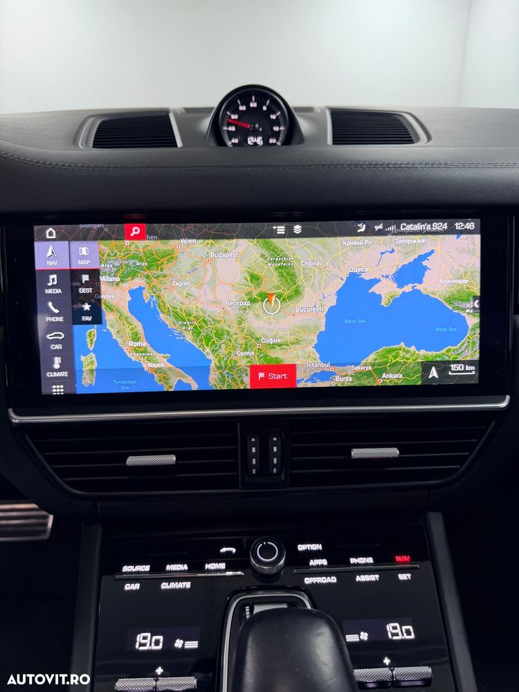 Porsche Cayenne S - 23