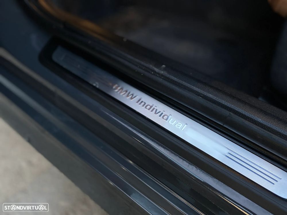 BMW 330 e Touring Aut. Luxury Line - 19