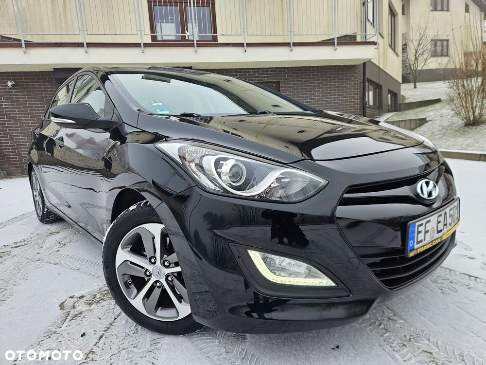 Hyundai i30 1.4 Fifa World Cup Edition - 2