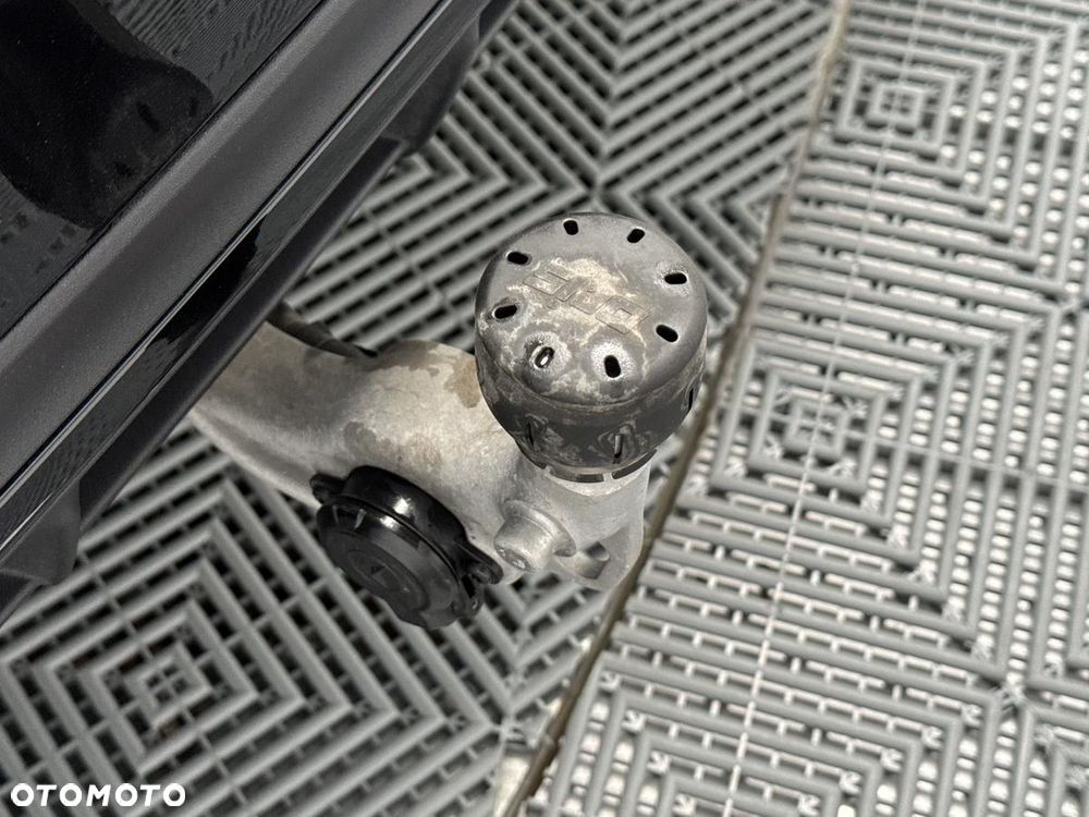 Mercedes-Benz Klasa E 450 d mHEV 4-Matic AMG 9G-Tronic - 25