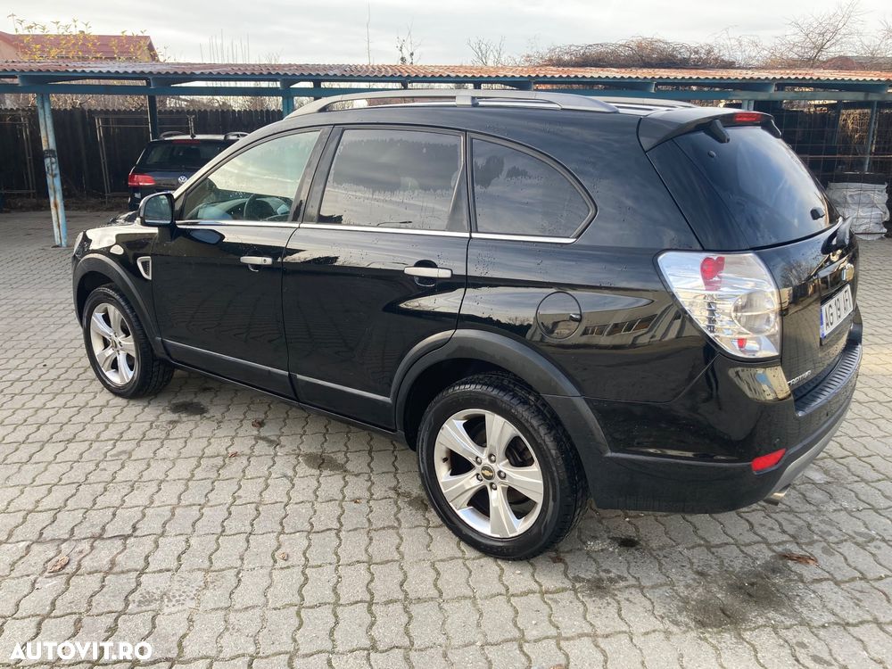 Chevrolet Captiva 2.0 4WD 7 Sitzer Automatik LT Exclusive - 4