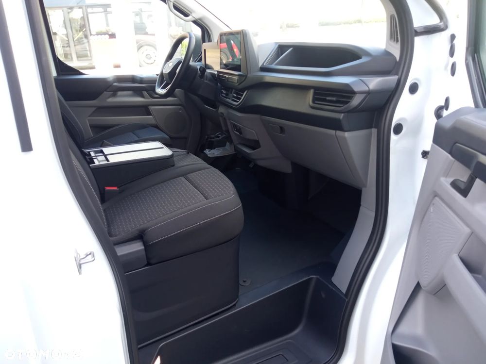 Ford Transit - 13