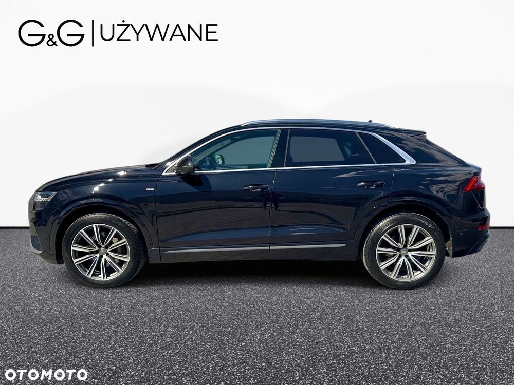 Audi Q8 - 8