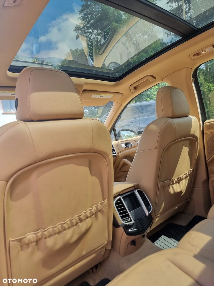 Porsche Cayenne Tiptronic S - 14