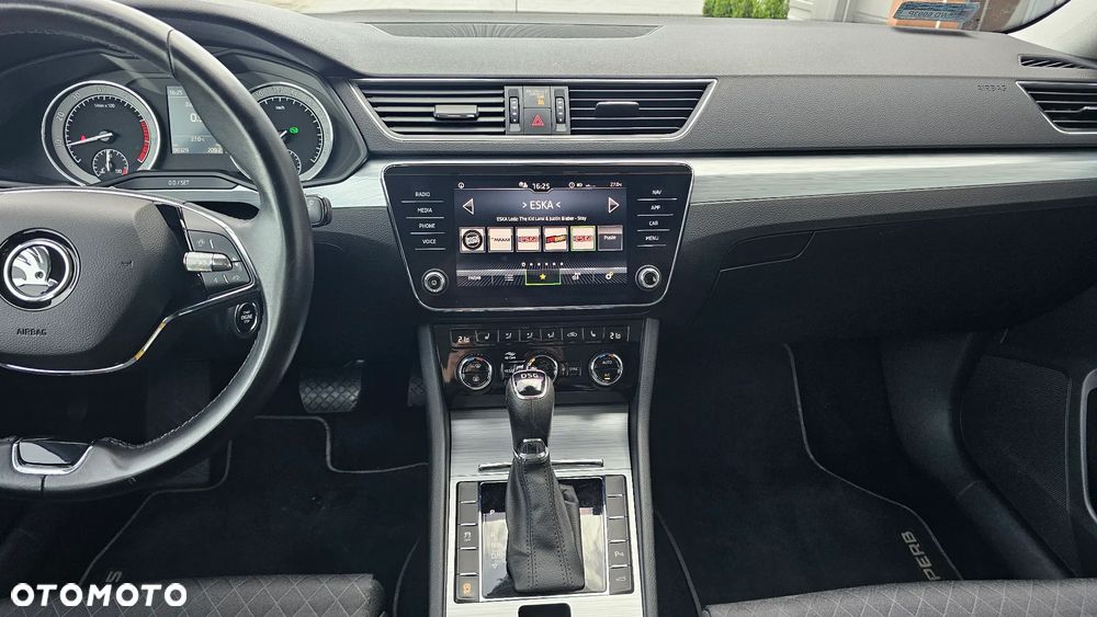 Skoda Superb 2.0 TSI Ambition DSG - 13