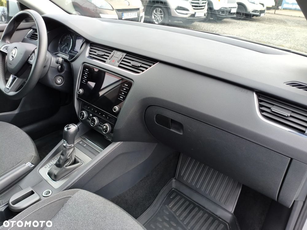 Skoda Octavia 1.6 TDI DSG Soleil - 15