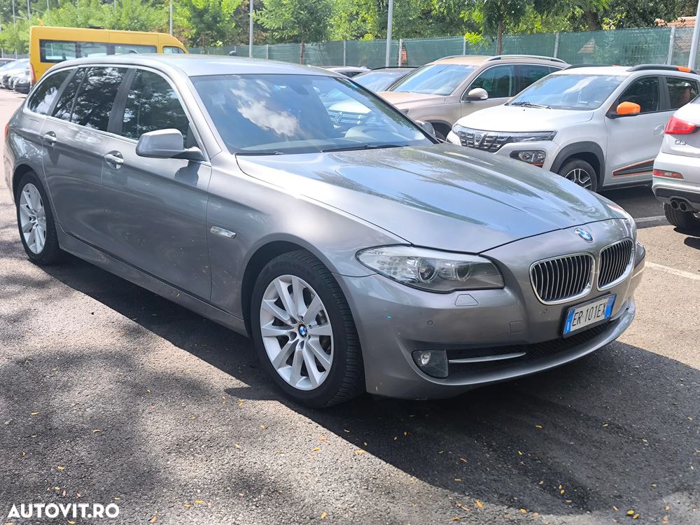 BMW Seria 5 525d Sport-Aut. Modern Line - 2