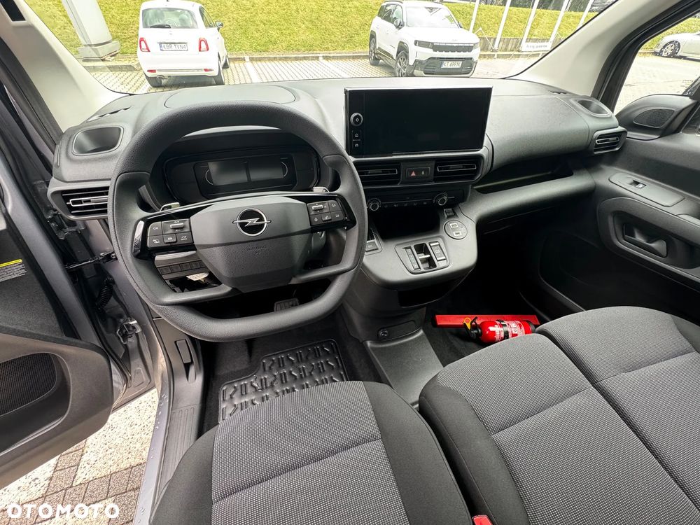 Opel COMBO - 8