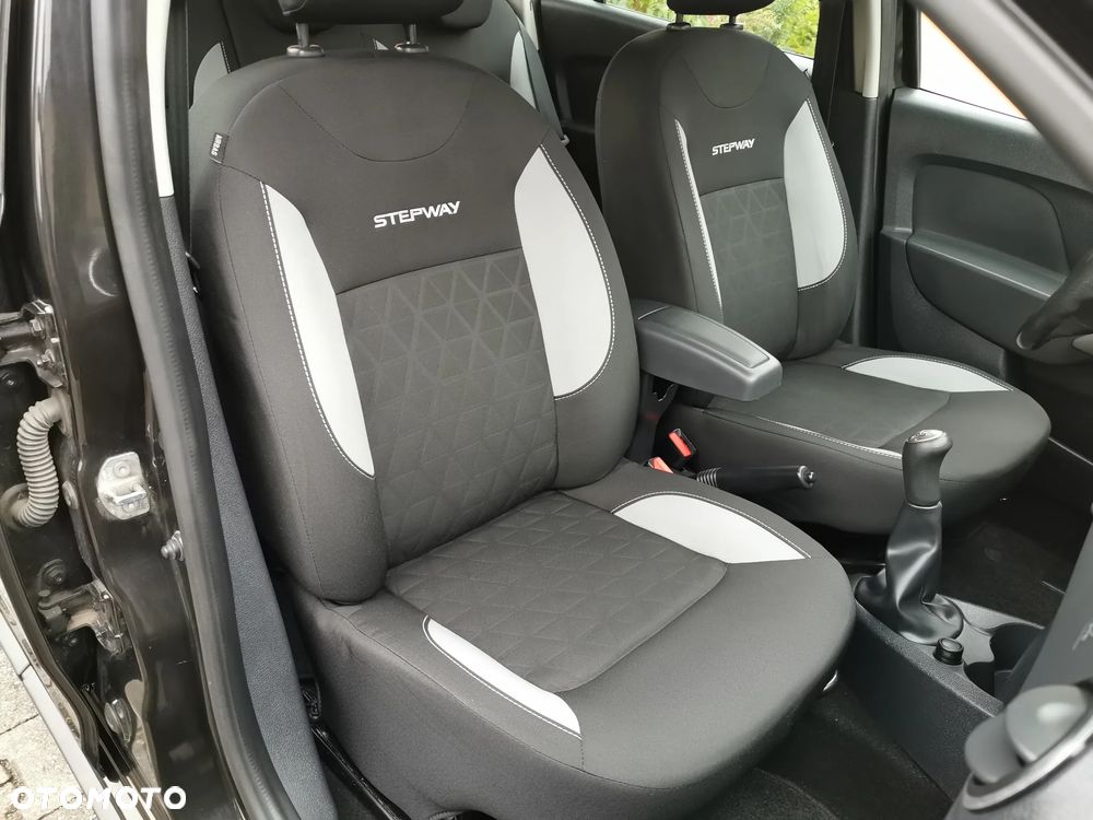 Dacia Sandero Stepway TCe 90 (S&S) Celebration - 18