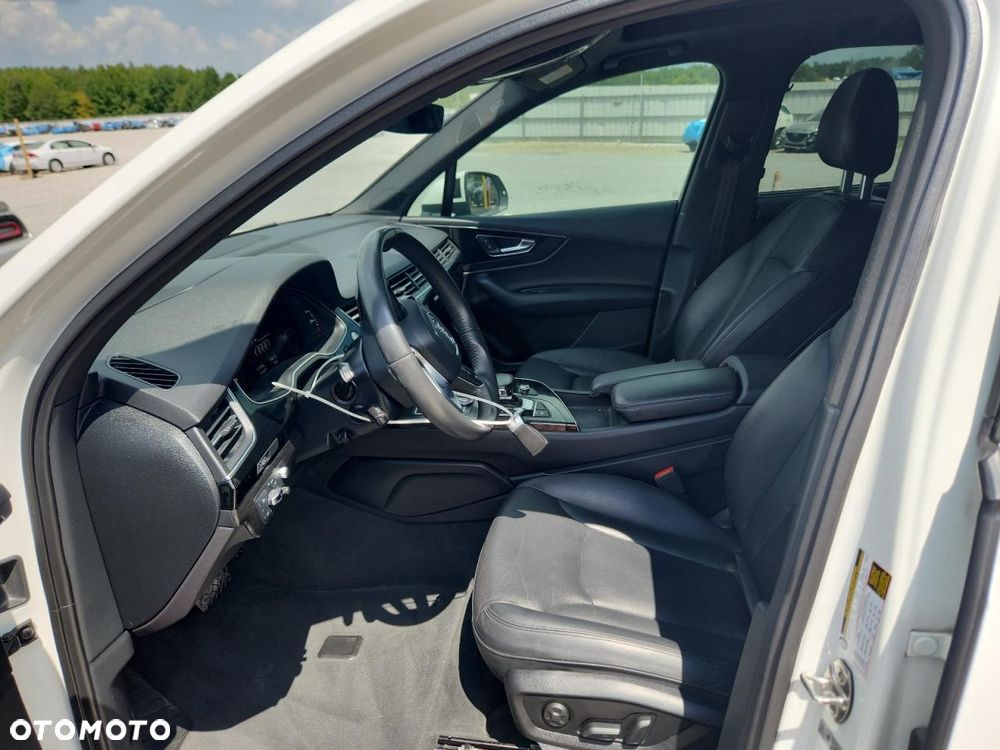 Audi Q7 3.0 TFSI Quattro Tiptronic - 8