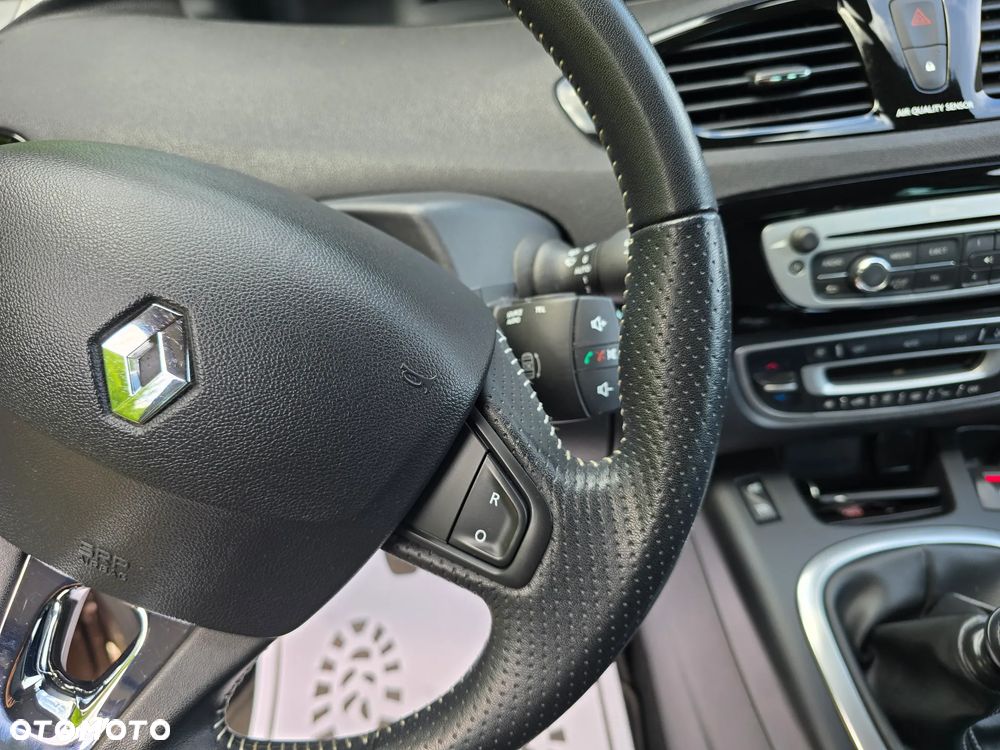Renault Scenic dCi 130 FAP Start & Stop Bose Edition - 34