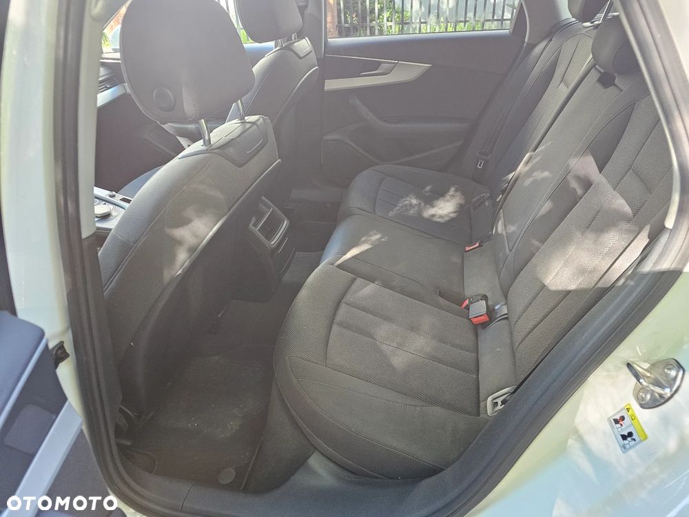 Audi A4 Avant - 8