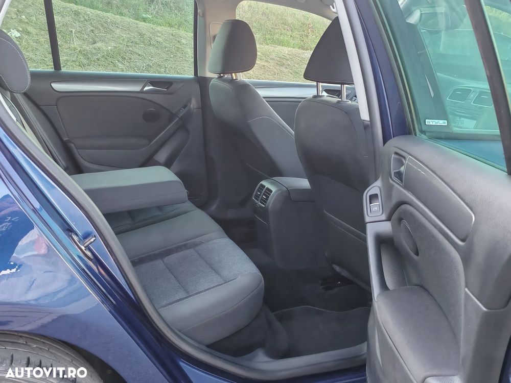 Volkswagen Golf 1.4 TSI BMT Highline - 14