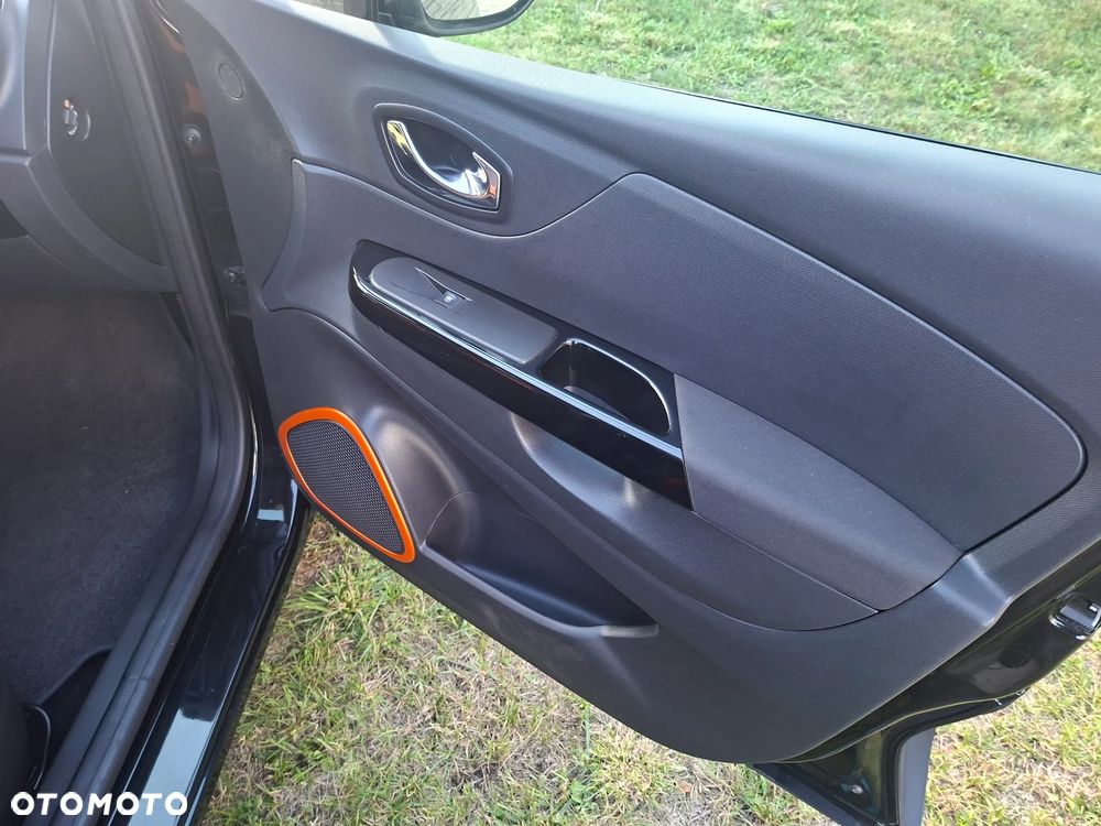 Renault Captur 1.2 TCe Intens EDC - 20