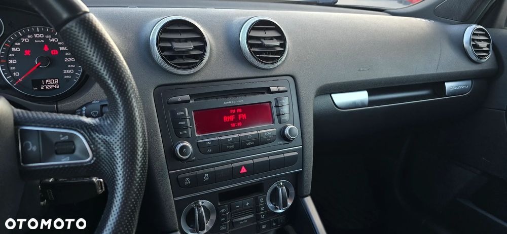 Audi A3 3-drzwiowe 2.0 TDI DPF quattro S line Sportpaket - 36