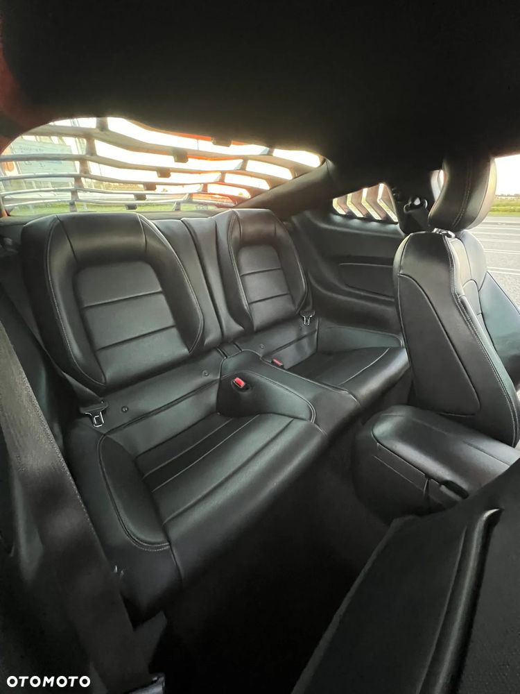 Ford Mustang 5.0 V8 GT - 17