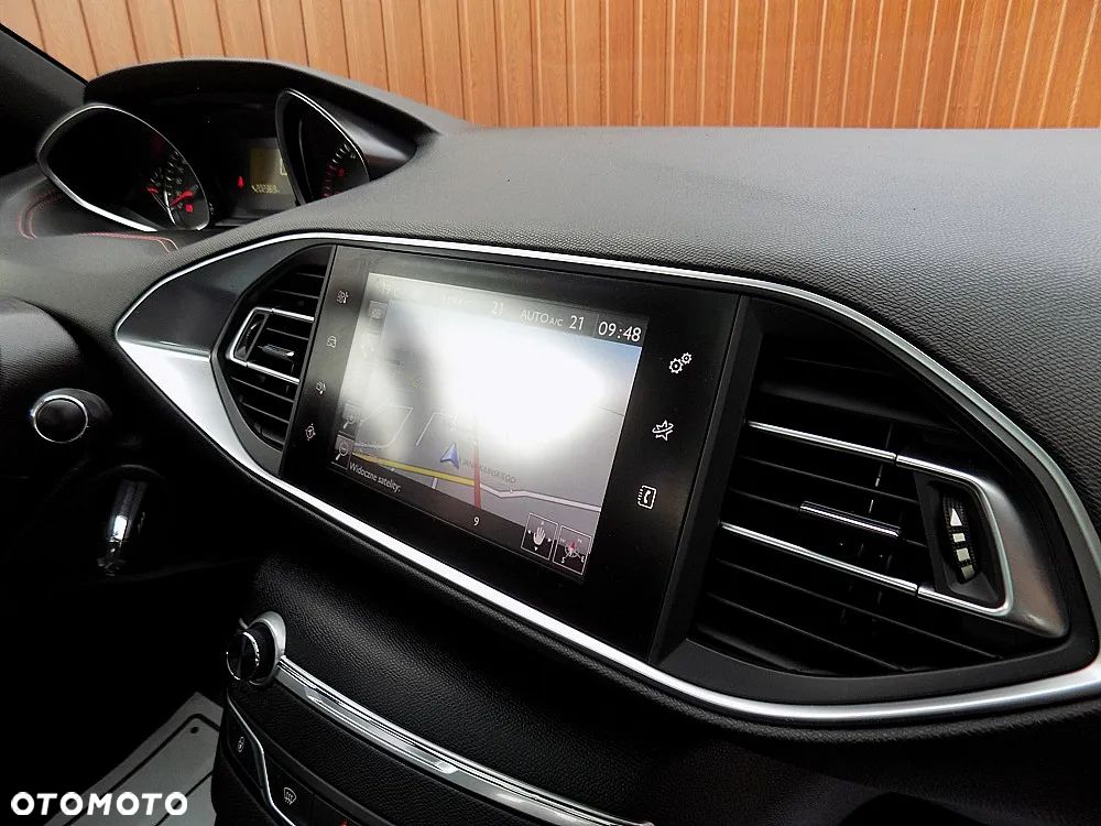 Peugeot 308 SW e-HDi 115 Stop & Start Allure - 19