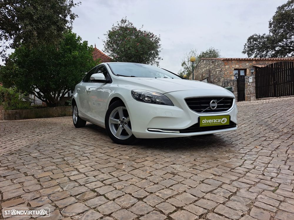 Volvo V40 2.0 D2 Kinetic Eco - 2