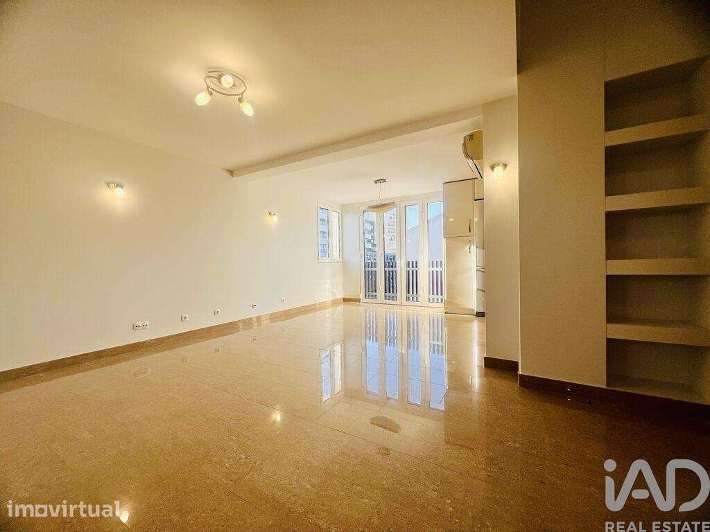 Duplex T2 em Quarteira de 96 m2 - Grande imagem: 4/17