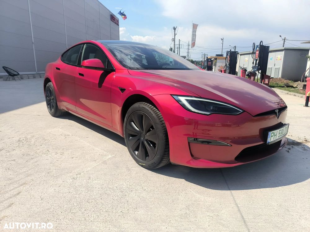 Tesla Model S