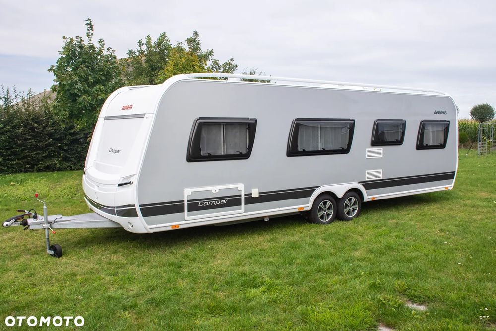 Dethleffs 730FKR Camper - 1