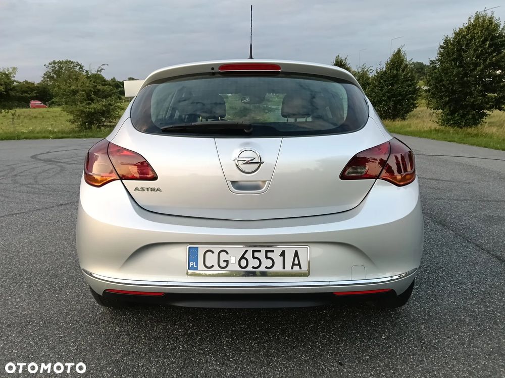 Opel Astra 1.7 CDTI - 27