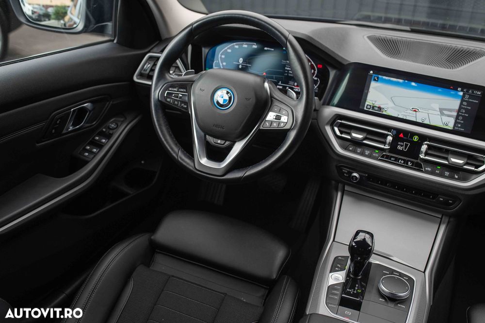 BMW Seria 3 320e AT PHEV - 7