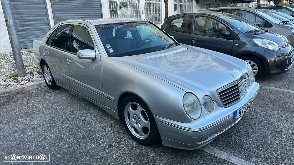 Mercedes-Benz E 220 CDI Avantgarde - 1