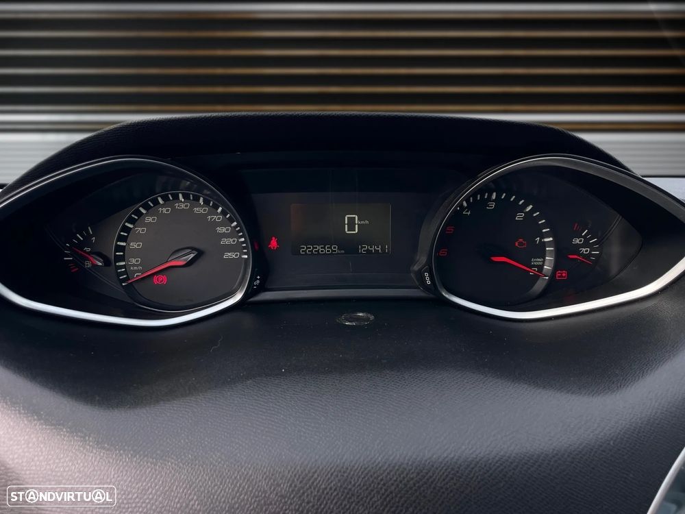 Peugeot 308 SW 1.6 BlueHDi Style - 18