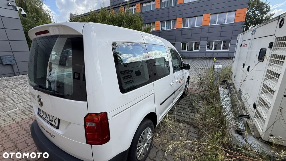 Volkswagen Caddy 2.0 TDI Alltrack - 9