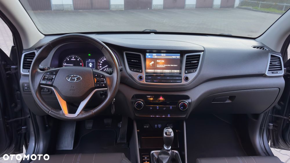 Hyundai Tucson 1.7 CRDI BlueDrive Comfort 2WD - 26