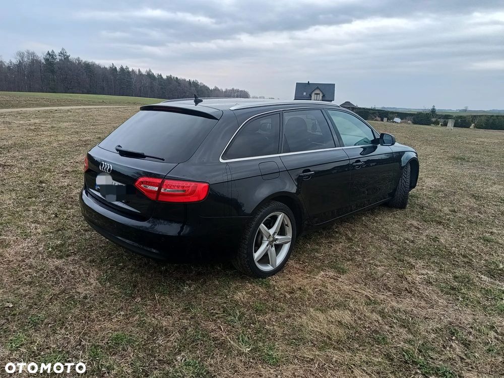 Audi A4 Avant 2.0 TDI Quattro S tronic - 8