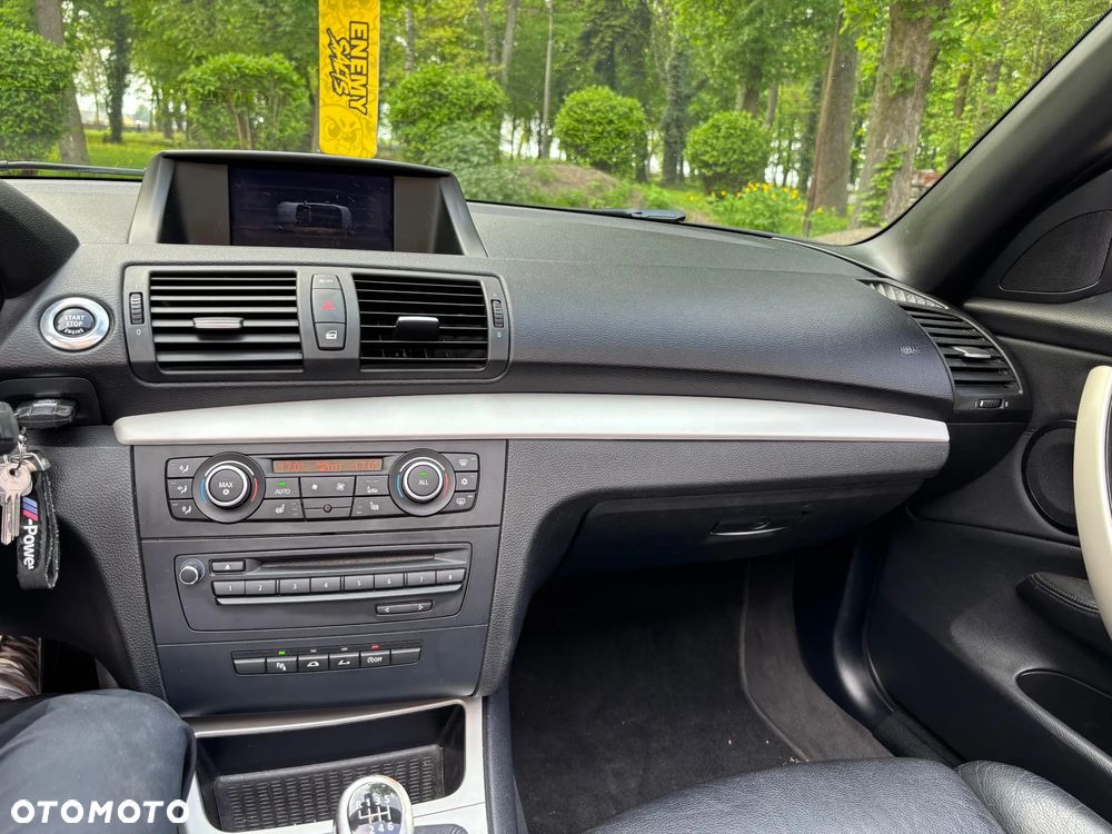 BMW Seria 1 118d - 22