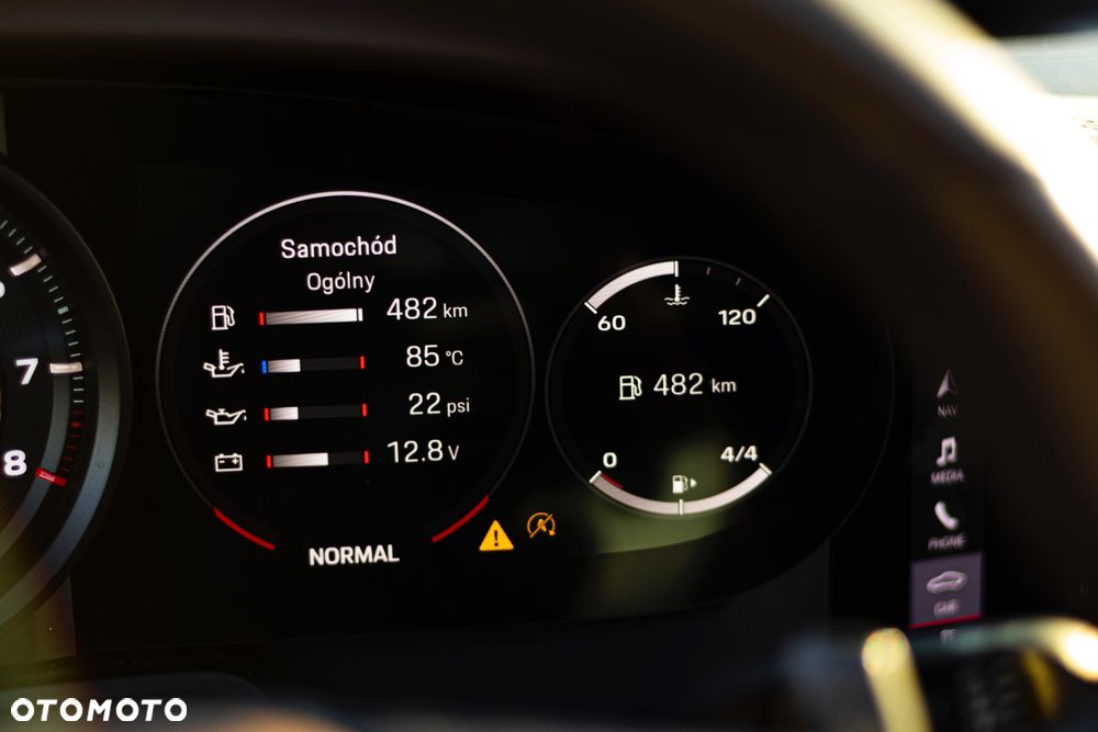 Porsche 911 Carrera S PDK - 23