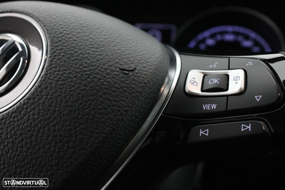 VW Golf Variant 1.6 TDi Confortline - 13