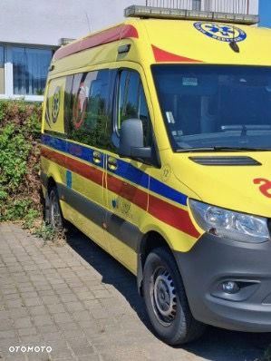 Mercedes-Benz Sprinter specjalny sanitarny (karetka) - 3