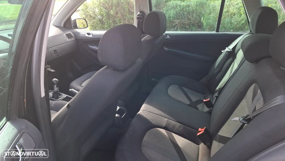 Skoda Fabia Break 1.2 Active - 7