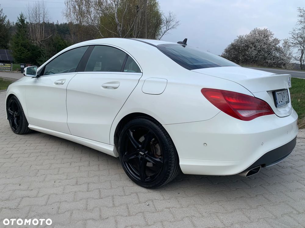 Mercedes-Benz CLA 200 Urban - 7