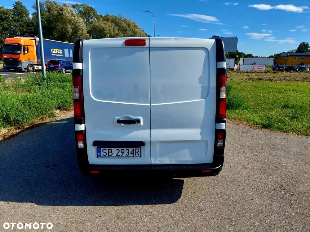 Renault Trafic - 10