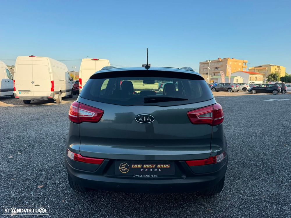 Kia Sportage 1.7 CRDI ISG LX - 12