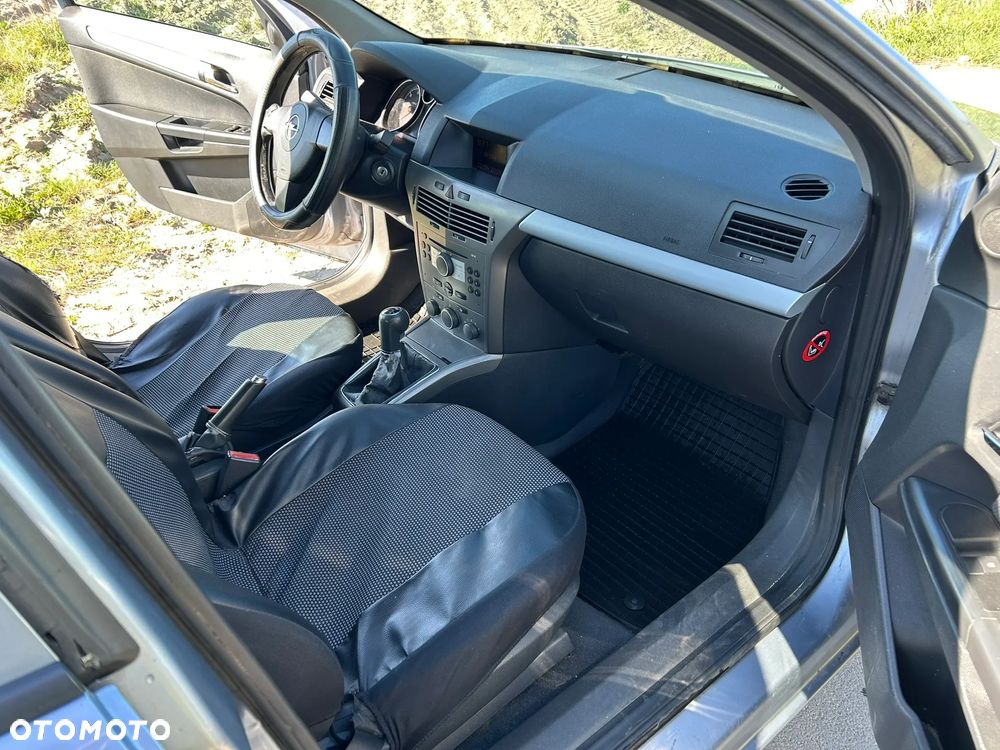 Opel Astra 1.7 CDTI Enjoy - 10