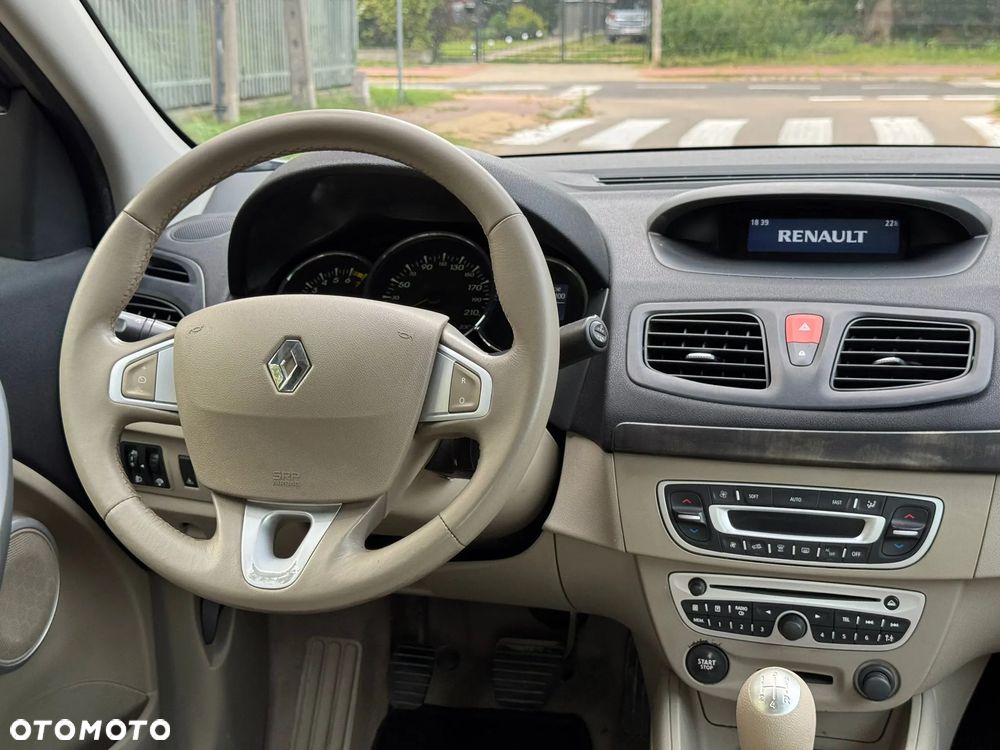 Renault Fluence - 22
