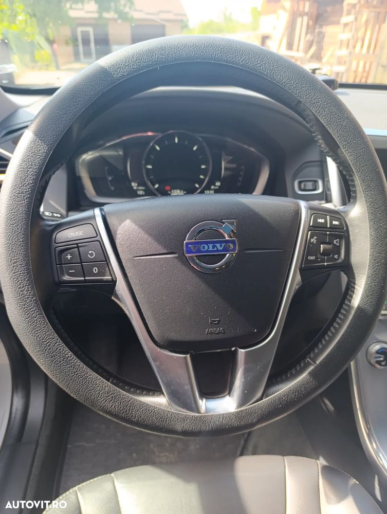 Volvo XC 60 D4 AWD Geartronic Summum - 13