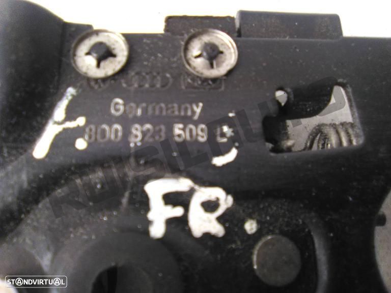 Fecho Capot 8d082_3509l Audi A4 B6 Avant (8e) [2000_2004] 2.5 T - 3