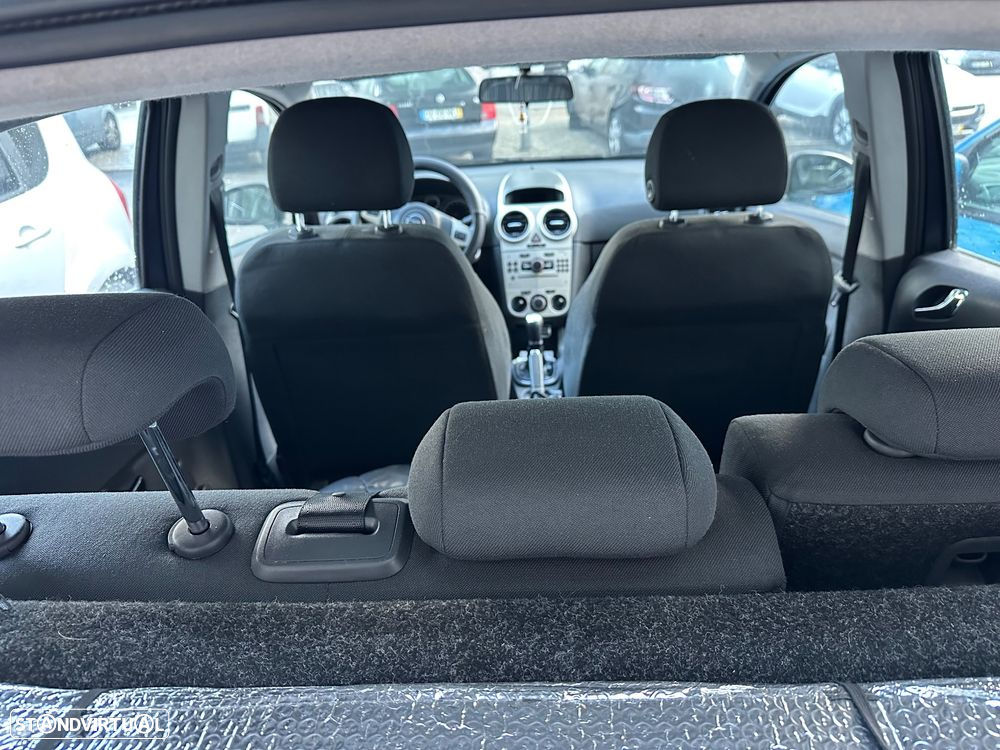Opel Corsa 1.4 Cosmo 111 - 5