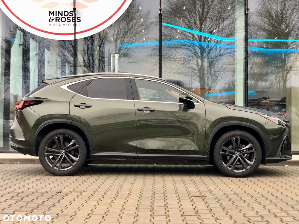 Lexus NX 350h Prestige AWD - 4