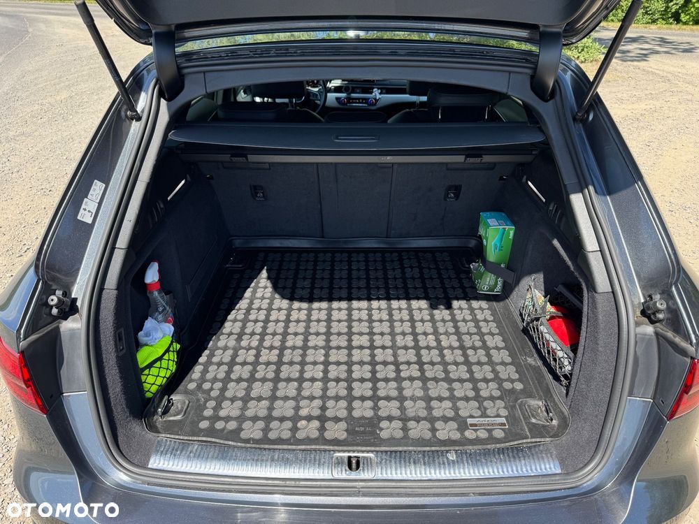 Audi A4 Avant 40 TDI S tronic S line - 8