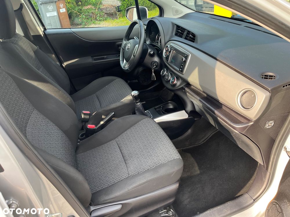 Toyota Yaris 1.33 Dynamic - 14